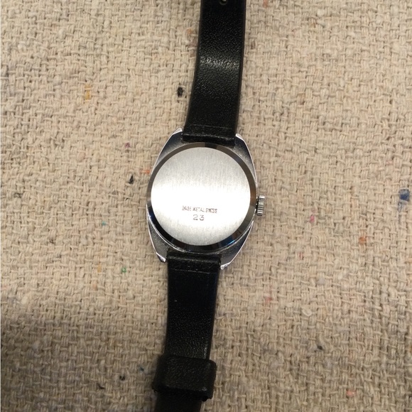 1970’s Disney’s Mickey Mouse Vintage Bradley Registered Edition Wrist Watch - Picture 8 of 8